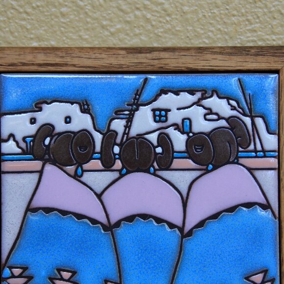 1986 Cleo Teissedre Tile Trivet of Three Navajo Women in Pink and Light Blue - Picture 3 of 9